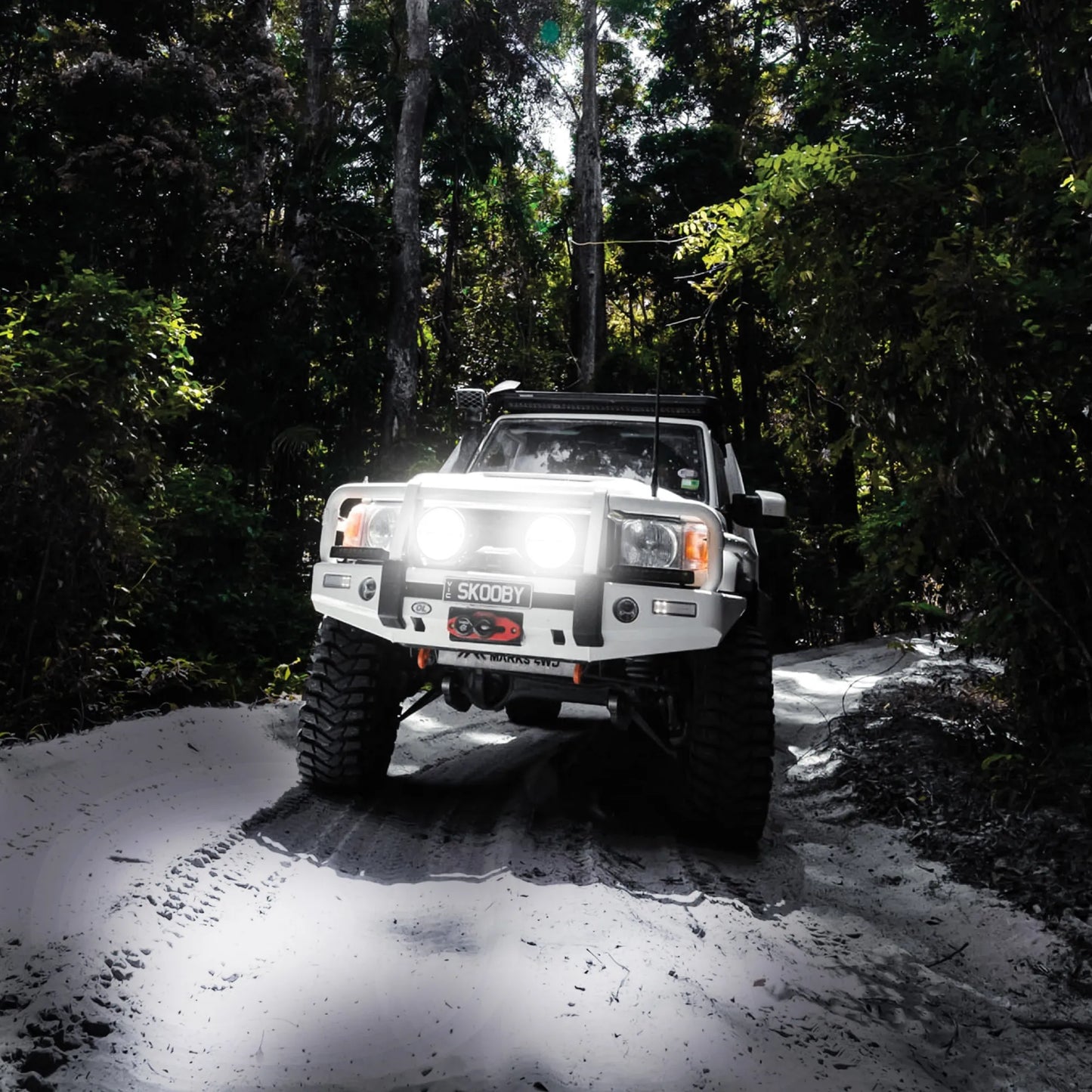 SABER OFFROAD 9″ Driving Light – Spot Beam