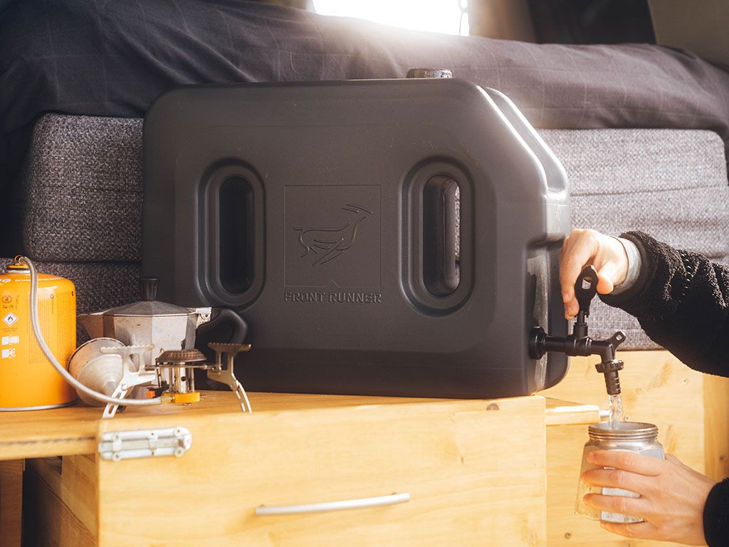 Pro Water Tank With Tap / 20L- BY FRONT RUNNER