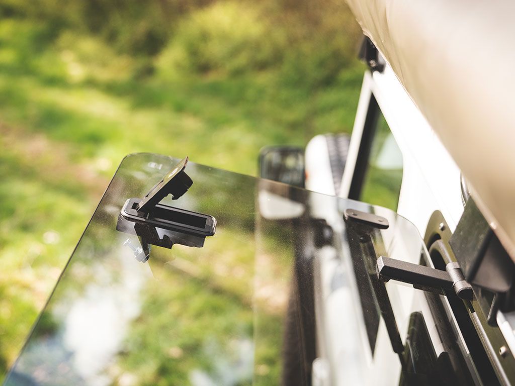 FRONT RUNNER LAND ROVER DEFENDER (1983-2016) GULLWING WINDOW / GLASS