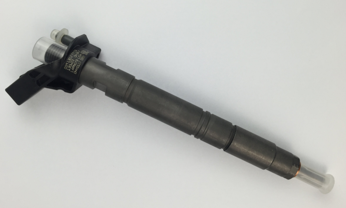 GENUINE BOSCH COMMON RAIL INJECTOR AUDI VOLKSWAGEN PORSCHE 3.0L